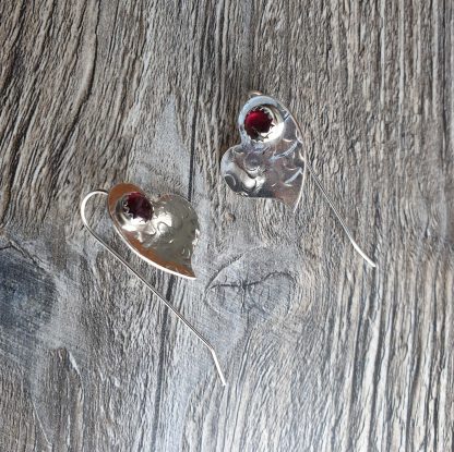 Garnet set heart earrings